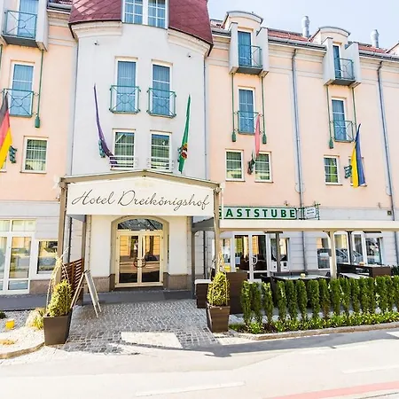 Familie Hopfeld - Dreikoenigshof 4*