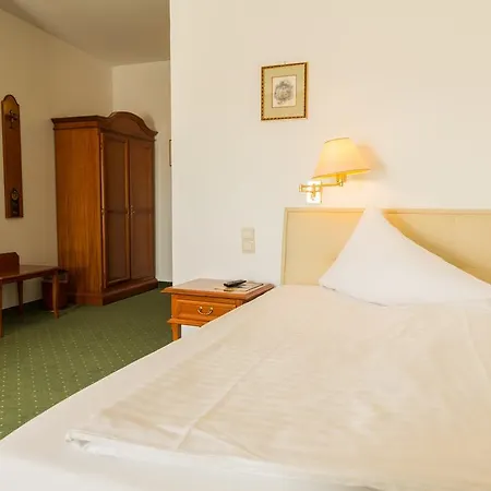 Familie Hopfeld - Dreikoenigshof Hotel 4*