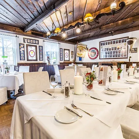 Familie Hopfeld - Dreikoenigshof Stockerau