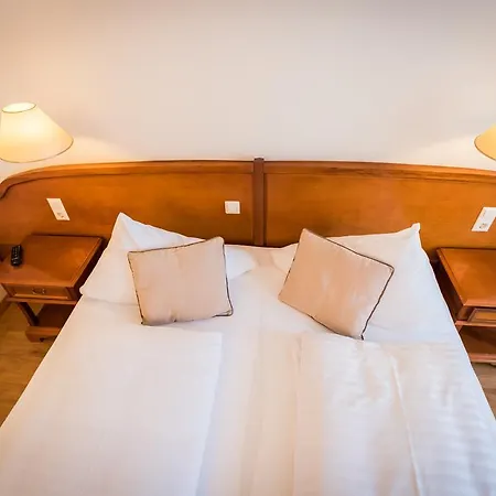 Familie Hopfeld - Dreikoenigshof Hotel 4*