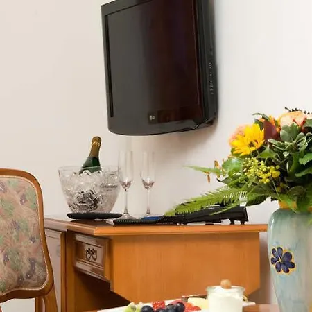 Familie Hopfeld - Dreikoenigshof 4*