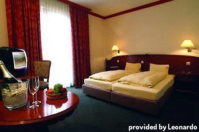 Hotel Familie Hopfeld - Dreikoenigshof 4*