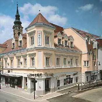 Familie Hopfeld - Dreikoenigshof 4* Stockerau