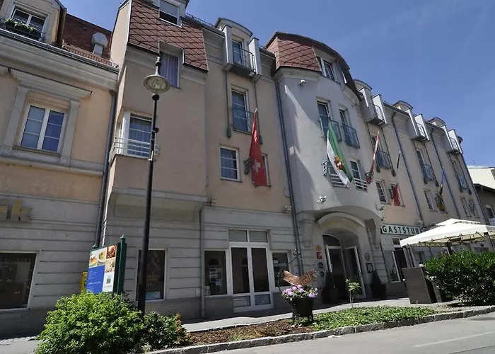 Familie Hopfeld - Dreikoenigshof Hotel Stockerau