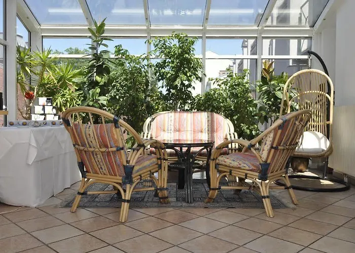 Hotel Familie Hopfeld - Dreikoenigshof Stockerau